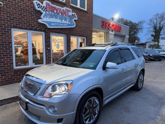 2012 GMC Acadia Denali's photo