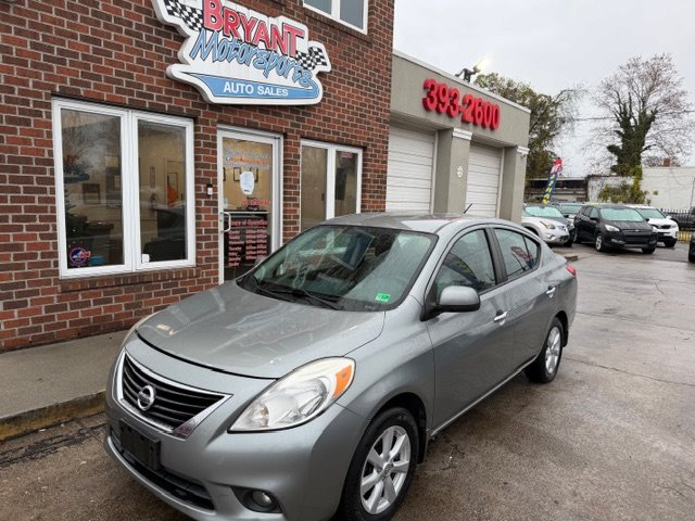 2012 Nissan Versa S