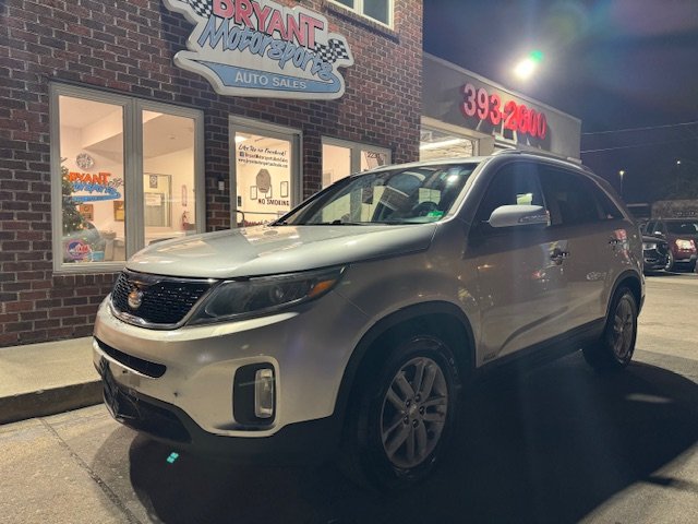 2014 Kia Sorento LX's photo