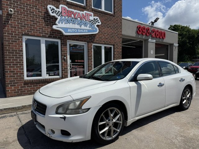 2011 Nissan Maxima's photo