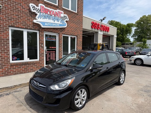 2013 Hyundai Accent SE