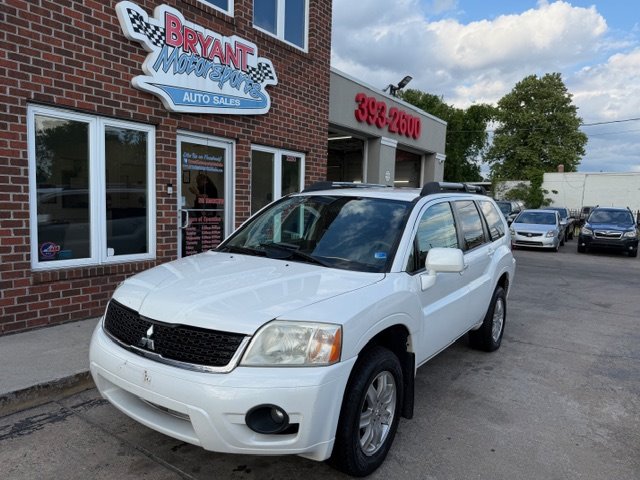 2011 Mitsubishi Endeavor SE